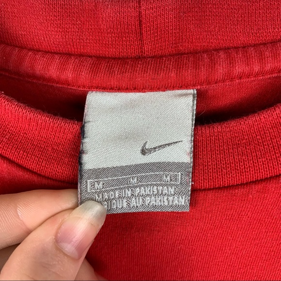 Early 2000’s Nike T-Shirt - Picture 7 of 7